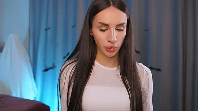 Snapshot of Kim_Oberlin_ chatting on October 18, 11:00 am Kim Oberlin online show from October 18, 11:00 am