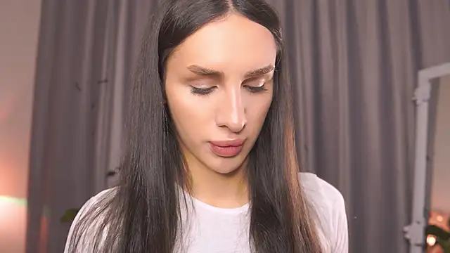 Snapshot of Kim_Oberlin_ chatting on November 2, 4:09 pm Kim Oberlin online show from November 2, 4:09 pm