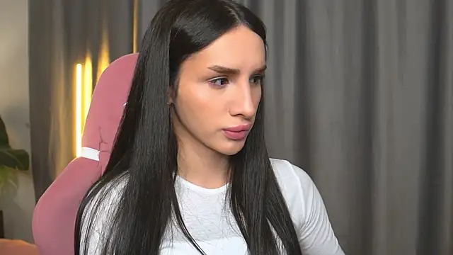 Snapshot of Kim_Oberlin_ chatting on November 18, 11:14 am Kim Oberlin online show from November 18, 11:14 am