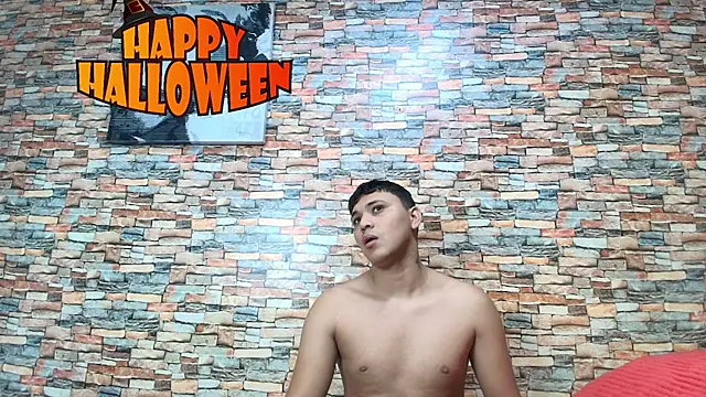 couple lovelyds online show from October 31, 1:45 pm