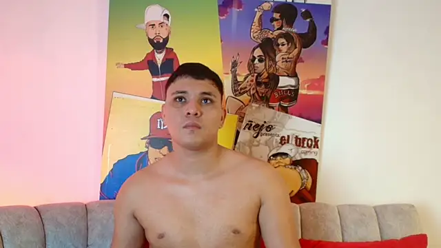 couple lovelyds online show from March 5, 9:00 pm