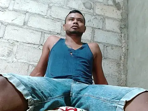 Snapshot of fernandez_latinblackk chatting on October 30, 1:34 pm fernandez latinblackk online show from October 30, 1:34 pm