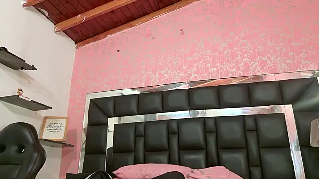 Snapshot of Sofia_martiin chatting on November 1, 3:08 am Sofia martiin online show from November 1, 3:08 am