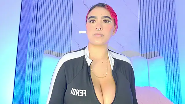 Snapshot of Sofia_martiin chatting on December 23, 3:04 am Sofia martiin online show from December 23, 3:04 am