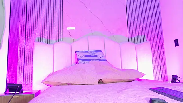 Snapshot of Sofia_martiin chatting on January 9, 3:31 am Sofia martiin online show from January 9, 3:31 am