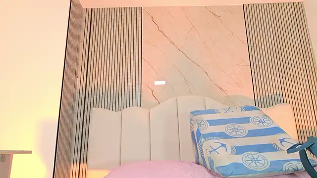 Snapshot of Sofia_martiin chatting on March 15, 3:12 am Sofia martiin online show from March 15, 3:12 am