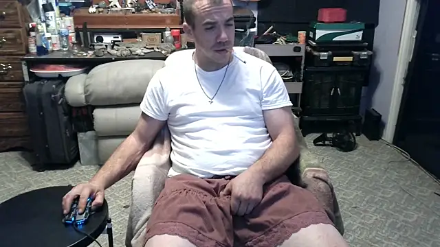 Snapshot of ScubaStevex chatting on November 27, 7:49 pm ScubaStevex online show from November 27, 7:49 pm