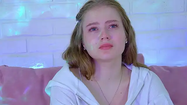 SelinSwarovski online show from October 12, 4:11 am