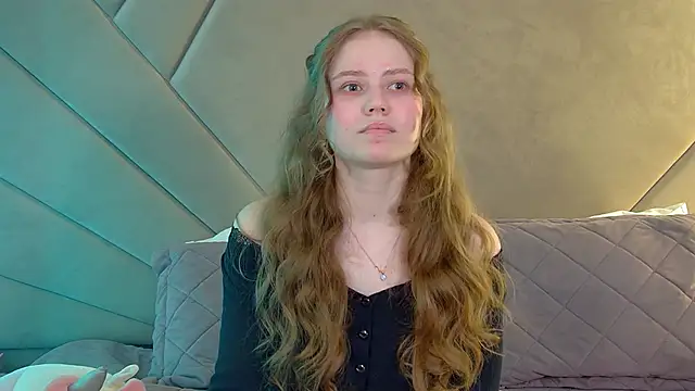 SelinSwarovski online show from June 12, 4:17 pm