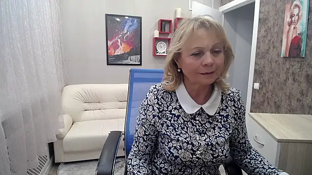 Snapshot of Milla_Cutie18 chatting on February 3, 12:57 pm Milla Cutie18 online show from February 3, 12:57 pm