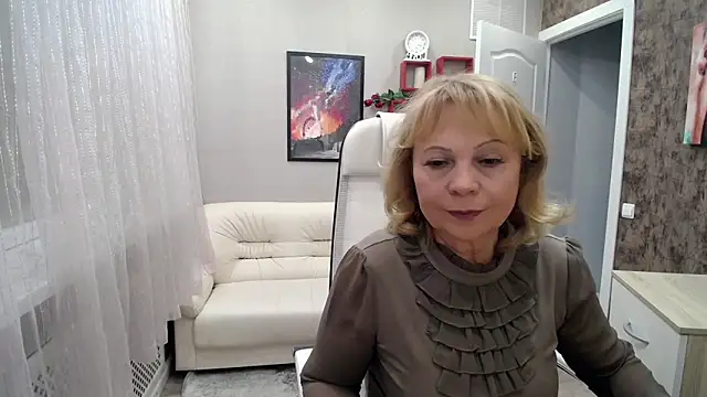 Snapshot of Milla_Cutie18 chatting on March 12, 7:02 am Milla Cutie18 online show from March 12, 7:02 am