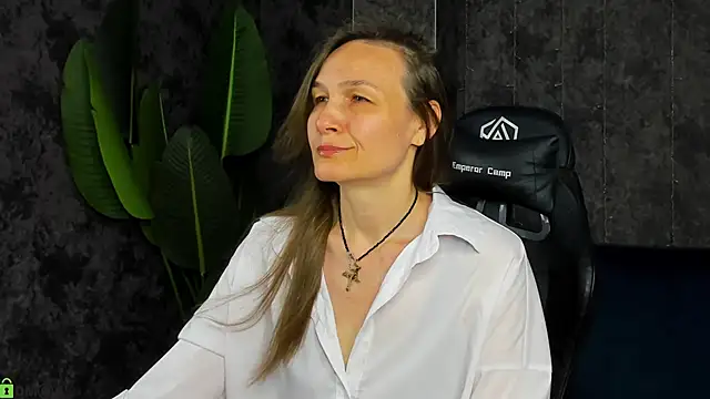Lillian White online show from June 7, 12:37 am