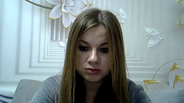 Snapshot of TinaFun4u chatting on December 23, 10:12 pm TinaFun4u online show from December 23, 10:12 pm