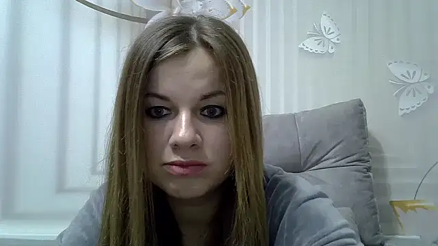 Snapshot of TinaFun4u chatting on January 6, 9:22 pm TinaFun4u online show from January 6, 9:22 pm