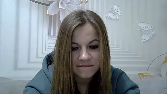 Snapshot of TinaFun4u chatting on January 15, 12:19 am TinaFun4u online show from January 15, 12:19 am