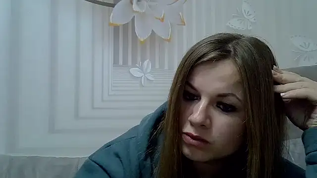 Snapshot of TinaFun4u chatting on February 3, 8:35 pm TinaFun4u online show from February 3, 8:35 pm