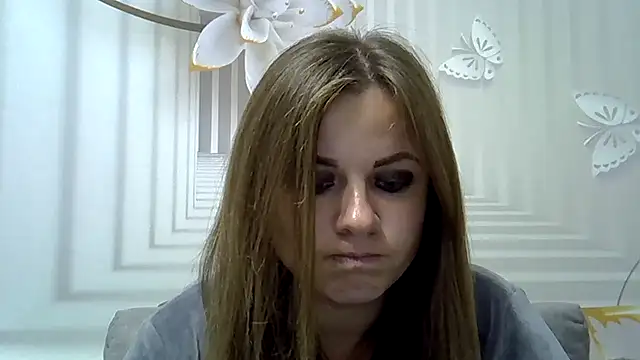 Snapshot of TinaFun4u chatting on October 28, 8:22 pm TinaFun4u online show from October 28, 8:22 pm