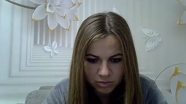 Snapshot of TinaFun4u chatting on November 22, 10:20 pm TinaFun4u online show from November 22, 10:20 pm