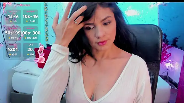 Snapshot of elissa_iris chatting on August 1, 2:11 am elissa iris online show from August 1, 2:11 am