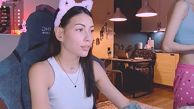 Snapshot of KatiKate chatting on October 28, 5:15 pm KatiKate online show from October 28, 5:15 pm