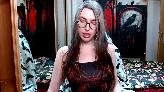 Snapshot of bluerose00 chatting on November 7, 9:48 pm bluerose00 online show from November 7, 9:48 pm