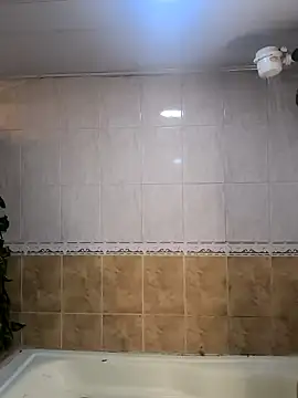 Snapshot of ShyVibes_ chatting on January 21, 7:06 pm ShyVibes online show from January 21, 7:06 pm