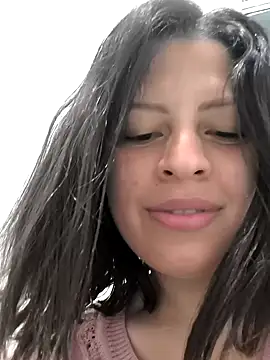 Snapshot of ShyVibes_ chatting on January 26, 3:06 am ShyVibes online show from January 26, 3:06 am