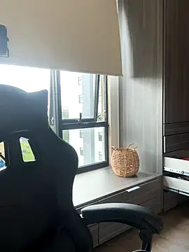 Snapshot of SophieRaily_ chatting on September 18, 7:49 pm SophieRaily online show from September 18, 7:49 pm