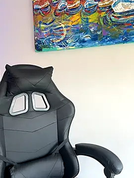 Snapshot of SophieRaily_ chatting on September 25, 8:12 pm SophieRaily online show from September 25, 8:12 pm