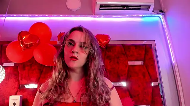 GinnaGrace online show from February 26, 12:25 pm