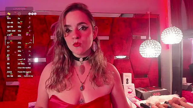 GinnaGrace online show from March 7, 12:45 pm