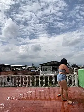 Snapshot of Violetrousse chatting on November 6, 5:58 pm Violetrousse online show from November 6, 5:58 pm