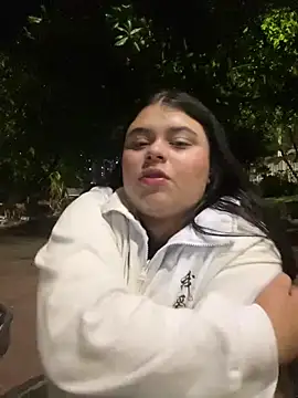 alissonfernandez  online show from March 23, 4:27 am