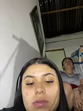 alissonfernandez  online show from June 11, 3:04 am