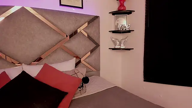 Snapshot of marian_pinzon chatting on January 25, 2:47 am marian pinzon online show from January 25, 2:47 am