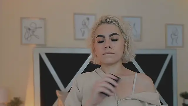 marian pinzon online show from December 19, 7:10 pm