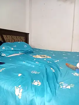 Snapshot of Aashixxx12 chatting on March 16, 6:20 am Aashixxx12 online show from March 16, 6:20 am