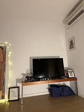  ExoticGirl online show from March 12, 5:46 am