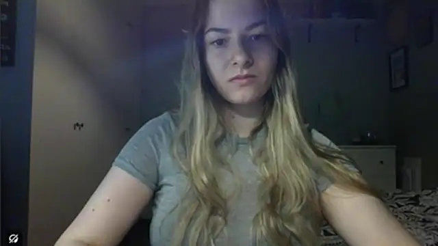 Snapshot of ROSIEx_sweet chatting on November 12, 8:04 am ROSIEx sweet online show from November 12, 8:04 am