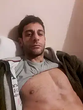 Snapshot of MrTamburine22 chatting on December 19, 2:24 pm MrTamburine22 online show from December 19, 2:24 pm