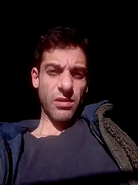 Snapshot of MrTamburine22 chatting on December 23, 1:03 pm MrTamburine22 online show from December 23, 1:03 pm