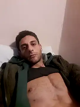 Snapshot of MrTamburine22 chatting on December 26, 2:48 pm MrTamburine22 online show from December 26, 2:48 pm