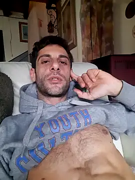 Snapshot of MrTamburine22 chatting on January 21, 2:15 pm MrTamburine22 online show from January 21, 2:15 pm