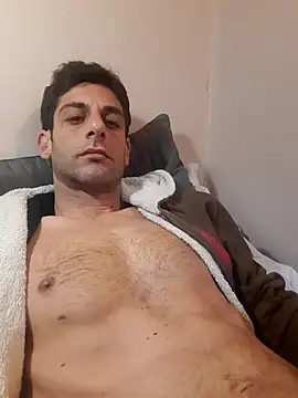 Snapshot of MrTamburine22 chatting on February 16, 2:54 pm MrTamburine22 online show from February 16, 2:54 pm