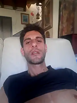 Snapshot of MrTamburine22 chatting on February 27, 1:28 pm MrTamburine22 online show from February 27, 1:28 pm