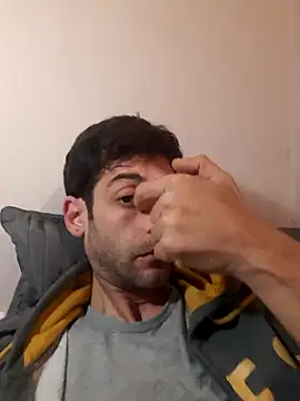 Snapshot of MrTamburine22 chatting on March 10, 12:48 pm MrTamburine22 online show from March 10, 12:48 pm