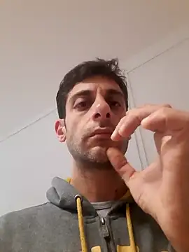 Snapshot of MrTamburine22 chatting on March 12, 3:29 pm MrTamburine22 online show from March 12, 3:29 pm