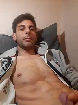 Snapshot of MrTamburine22 chatting on March 15, 3:37 pm MrTamburine22 online show from March 15, 3:37 pm