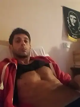 Snapshot of MrTamburine22 chatting on November 2, 1:35 pm MrTamburine22 online show from November 2, 1:35 pm