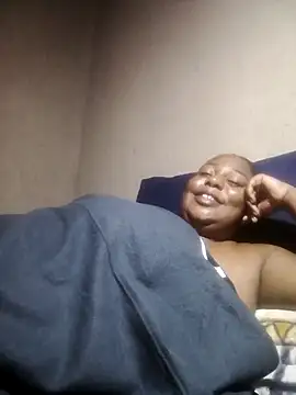 Snapshot of bustyboobs6 chatting on November 10, 7:13 pm bustyboobs6 online show from November 10, 7:13 pm